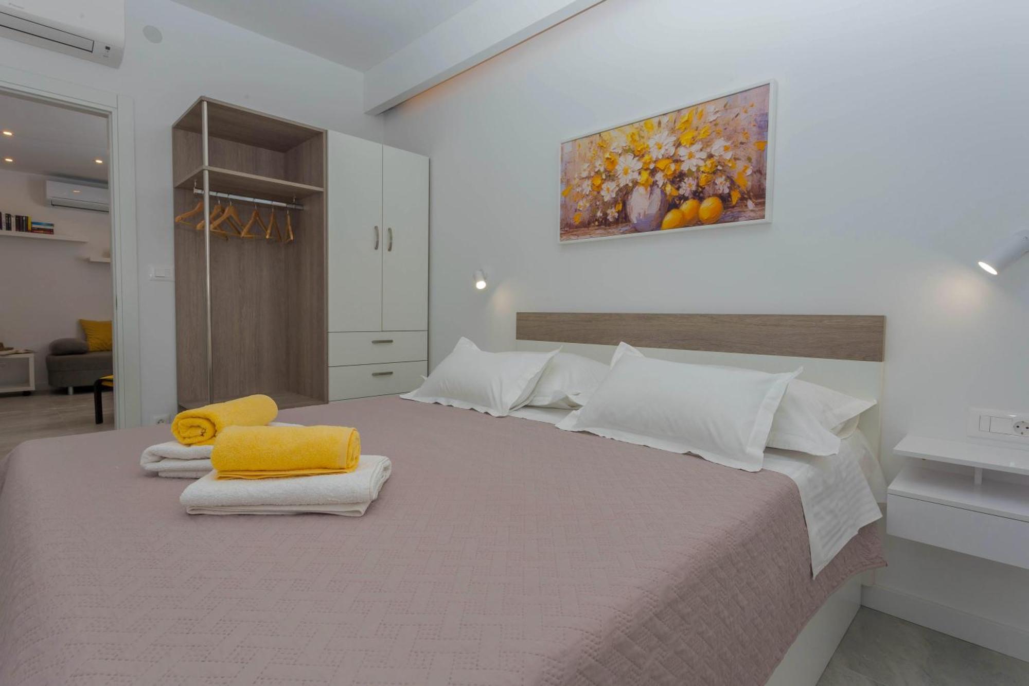 Apartments Tatjana Dominis Хвар Экстерьер фото