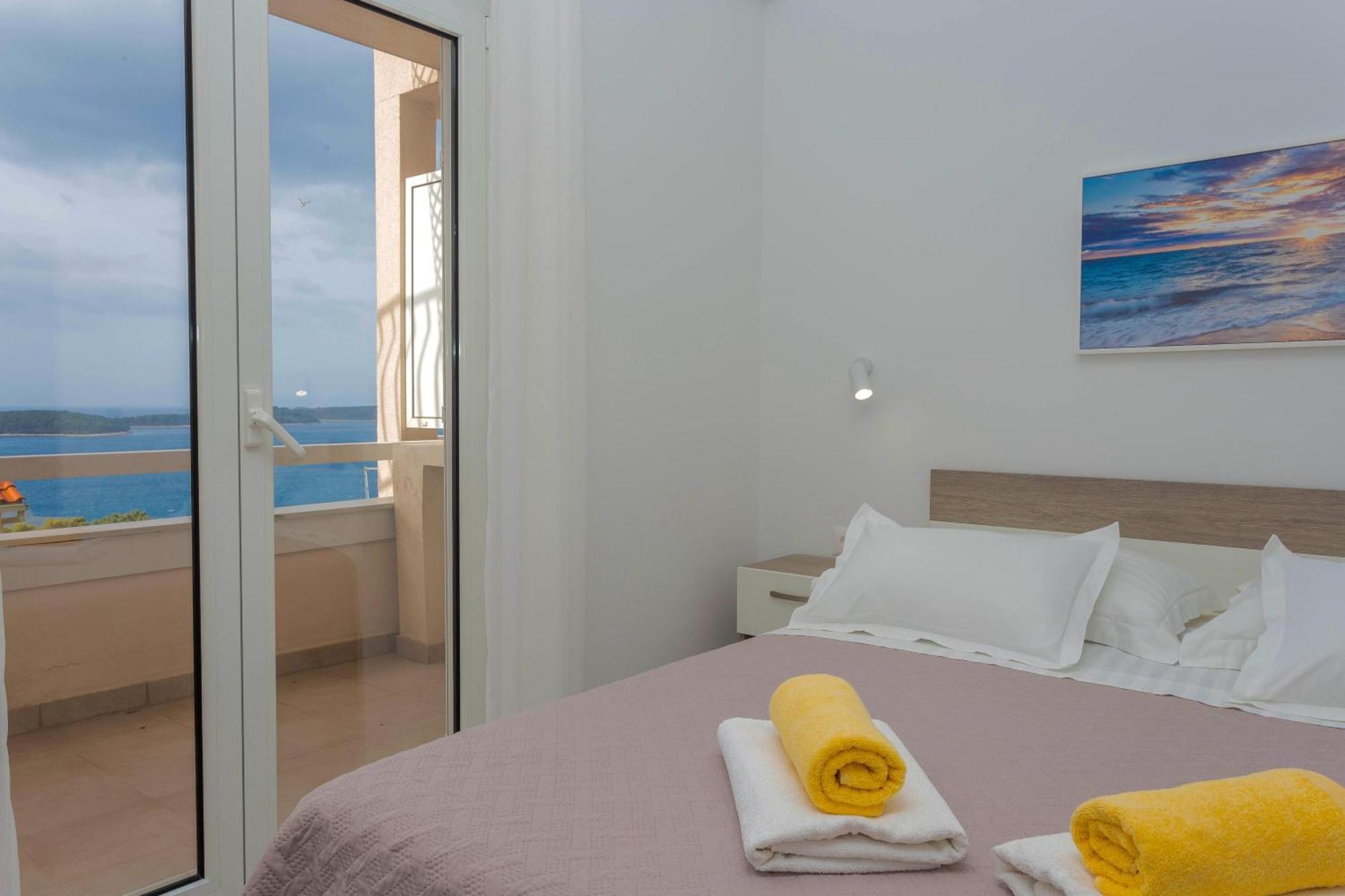 Apartments Tatjana Dominis Хвар Номер фото