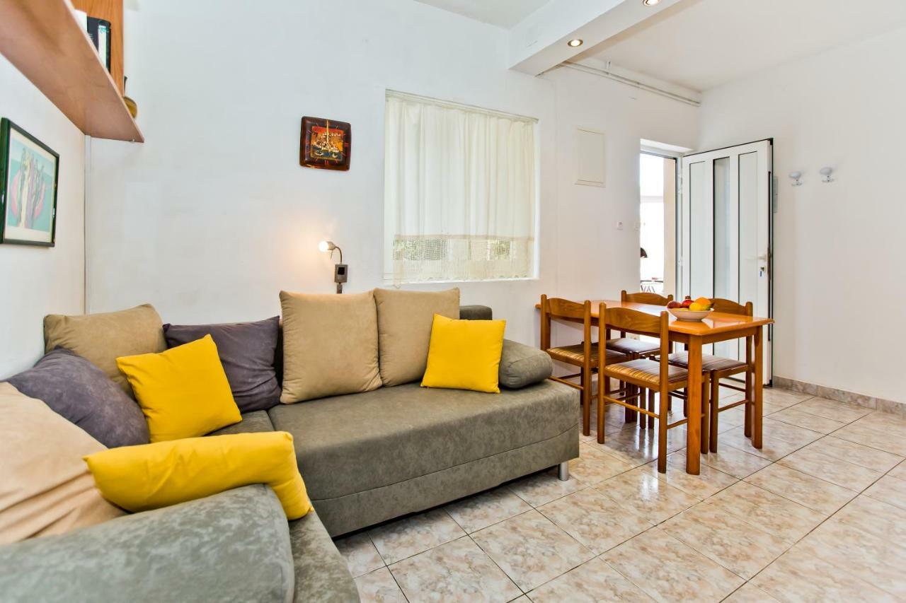 Apartments Tatjana Dominis Хвар Экстерьер фото